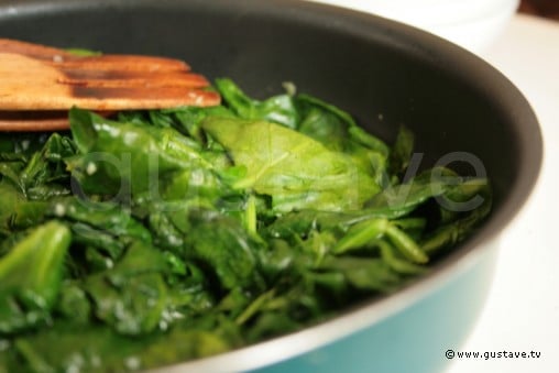 découvrez nos astuces et techniques pour cuire les épinards à la perfection. apprenez à préserver leur couleur, leur saveur et leurs nutriments tout en les intégrant facilement dans vos plats.