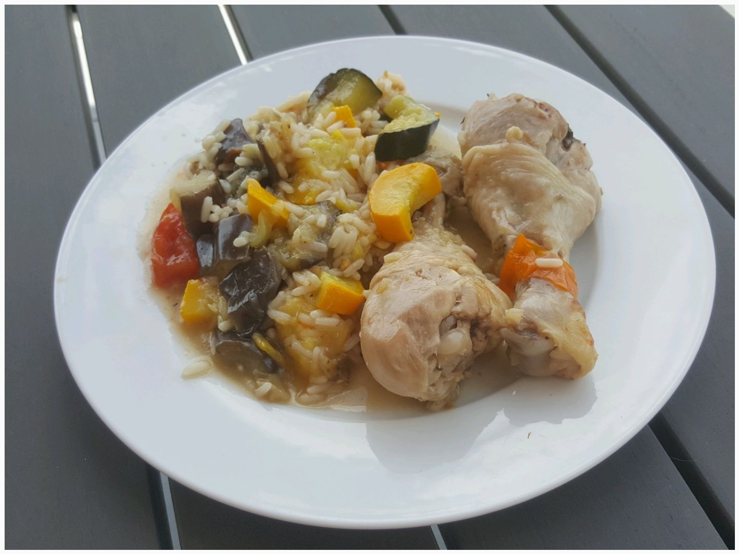 découvrez notre délicieuse recette de ratatouille préparée facilement avec le cookeo. idéale pour un repas sain et savoureux, cette ratatouille allie légumes frais et épices pour un plat coloré et gourmand. suivez nos étapes simples et régalez vos proches en un rien de temps !