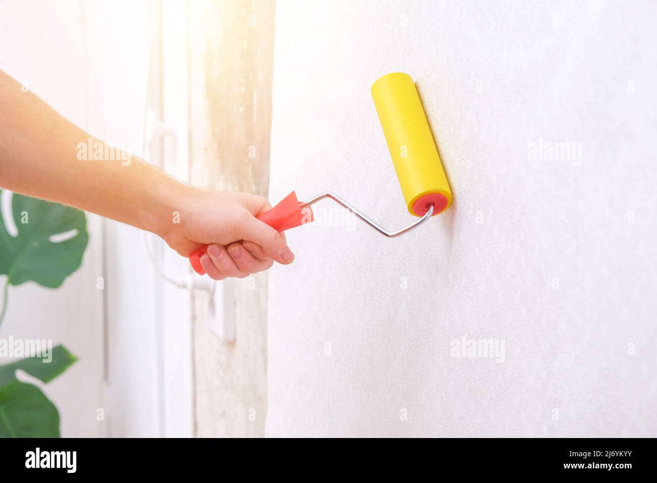 découvrez nos conseils pratiques pour retirer votre papier peint facilement et efficacement. apprenez les meilleures techniques et astuces pour un résultat sans accrocs et redécouvrez les murs de votre intérieur.