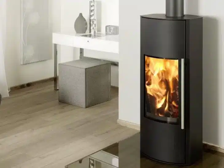 découvrez les risques associés à l'utilisation de poêles à bois muraux. informez-vous sur les installations sécuritaires, la prévention des incendies et les bonnes pratiques pour profiter de la chaleur de votre poêle tout en garantissant la sécurité de votre foyer.