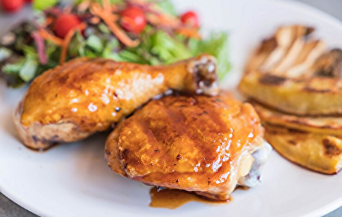 découvrez notre savoureux accompagnement pour le confit de canard, alliant textures et saveurs. idéal pour sublimer ce plat traditionnel, nos recettes vous offrent une expérience culinaire inoubliable qui met en valeur la richesse des produits du terroir.