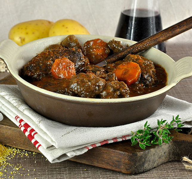 découvrez des idées savoureuses d'accompagnements pour sublimer votre bœuf bourguignon. que ce soit avec des pommes de terre fondantes, des légumes croquants ou une délicieuse purée, trouvez la recette parfaite pour accompagner ce classique de la cuisine française.