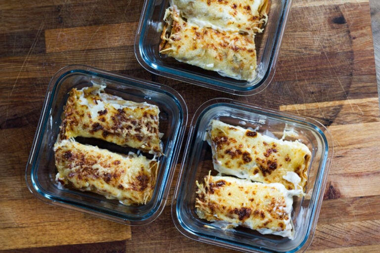 découvrez les accompagnements parfaits pour sublimer votre ficelle picarde. des recettes savoureuses et des idées de garnitures pour ravir vos invités et enrichir vos repas avec ce plat traditionnel de la cuisine picarde.