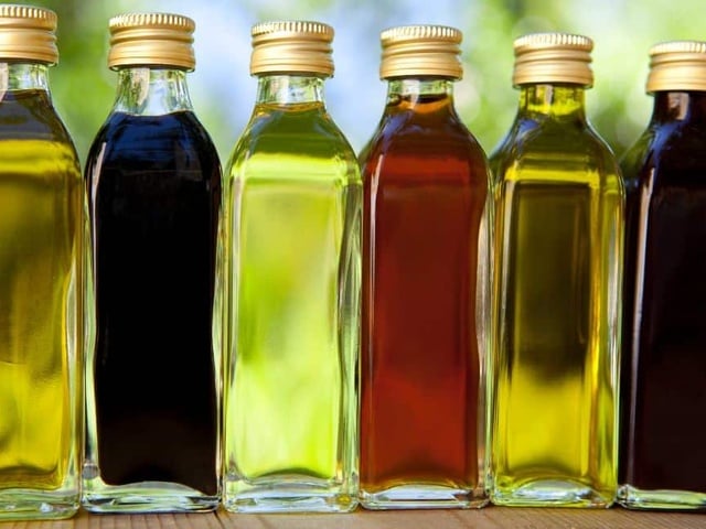découvrez dans ce guide comment utiliser et réaliser du vinaigre aux fruits : astuces, recettes faciles et conseils pour sublimer vos plats avec des vinaigres fruités maison.