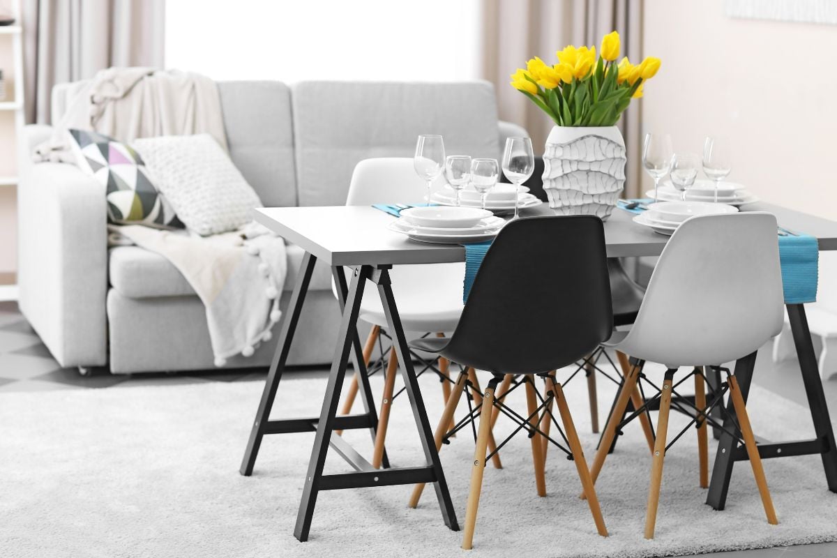 optimisez un salon-salle à manger de 20 m² : plans, meubles, couleurs, éclairage et rangements pour un espace convivial, fluide et fonctionnel.