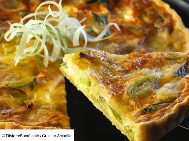 découvrez notre délicieuse recette de tarte aux poireaux, un plat savoureux et réconfortant, idéal pour régaler vos convives. facile à préparer, cette tarte allie la douceur des poireaux à une pâte croustillante pour un moment de gourmandise en toute simplicité.