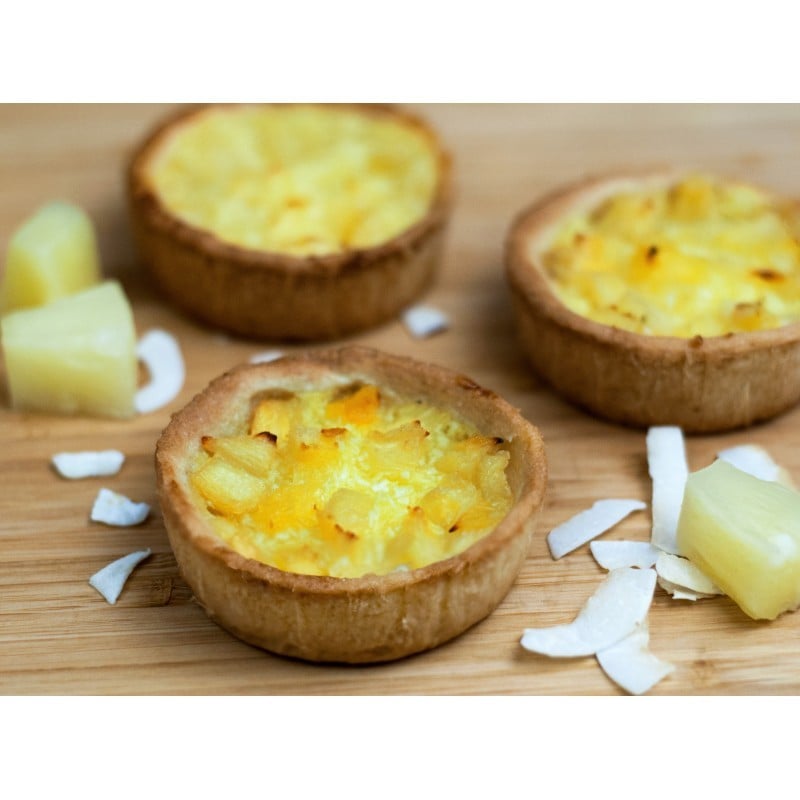 découvrez notre délicieuse tartelette nuage exotique, un délice sucré alliant la légèreté d'une meringue aérienne à des saveurs tropicales envoûtantes. parfaite pour une pause gourmande, cette douceur ravira vos papilles et vous transportera sous les tropiques !