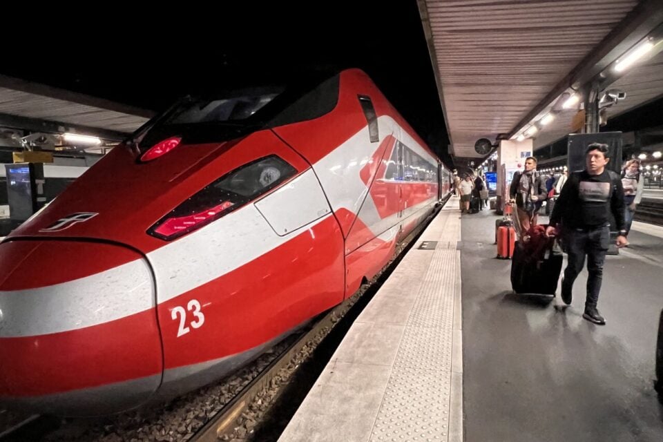 découvrez les nouveaux horaires, tarifs et services des trains à marseille en 2025. préparez vos voyages facilement et profitez des meilleures solutions de transport ferroviaire vers et depuis marseille.