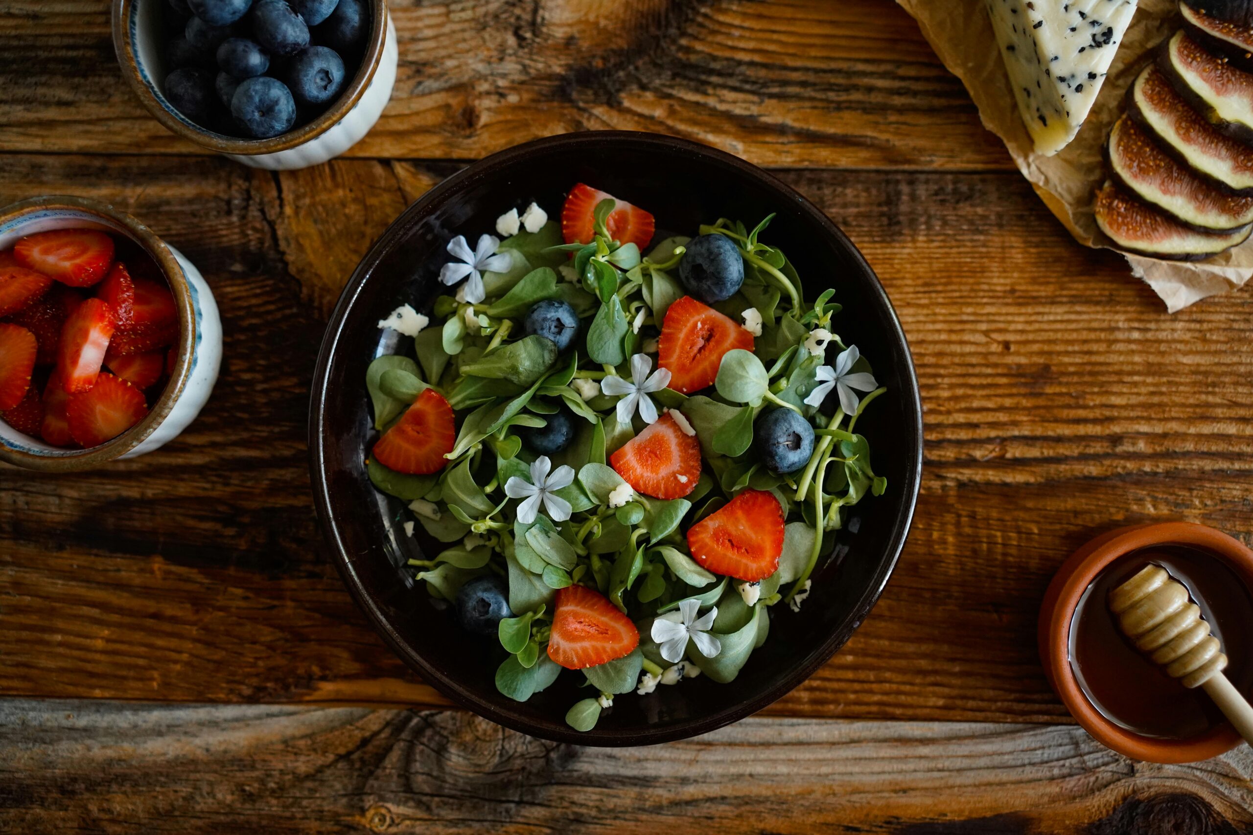 découvrez tous les bienfaits de la mâche : une salade gourmande, riche en vitamines, minéraux et antioxydants, idéale pour booster votre santé au quotidien.