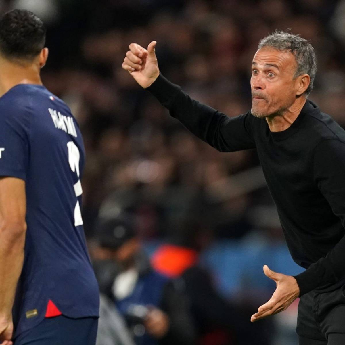 découvrez la réponse de rulli à enrique dans cet échange passionnant : analyse, réactions et enjeux de leur confrontation au cœur de l'actualité sportive.