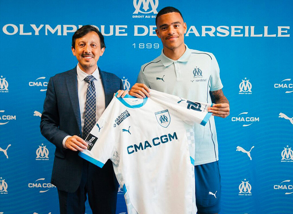 suivez toute l’actualité des transferts de l’om : dernières rumeurs, joueurs ciblés, arrivées et départs du mercato olympien. ne manquez rien sur le mercato de l’olympique de marseille !